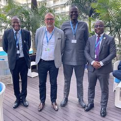 Da esquerda: Pierre Dandjinou, VP, Stakeholder Engagement - Africa- ICANN, Goran Marby, Presidente e CEO, ICANN, Eddy Kayihura, CEO AFRINIC e Arthur N'guessan, Head of Stakeholder Development, AFRINIC, durante o WTDC